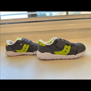 COPY - Toddler Saucony Jazz sneakers size 7.5 WIDE